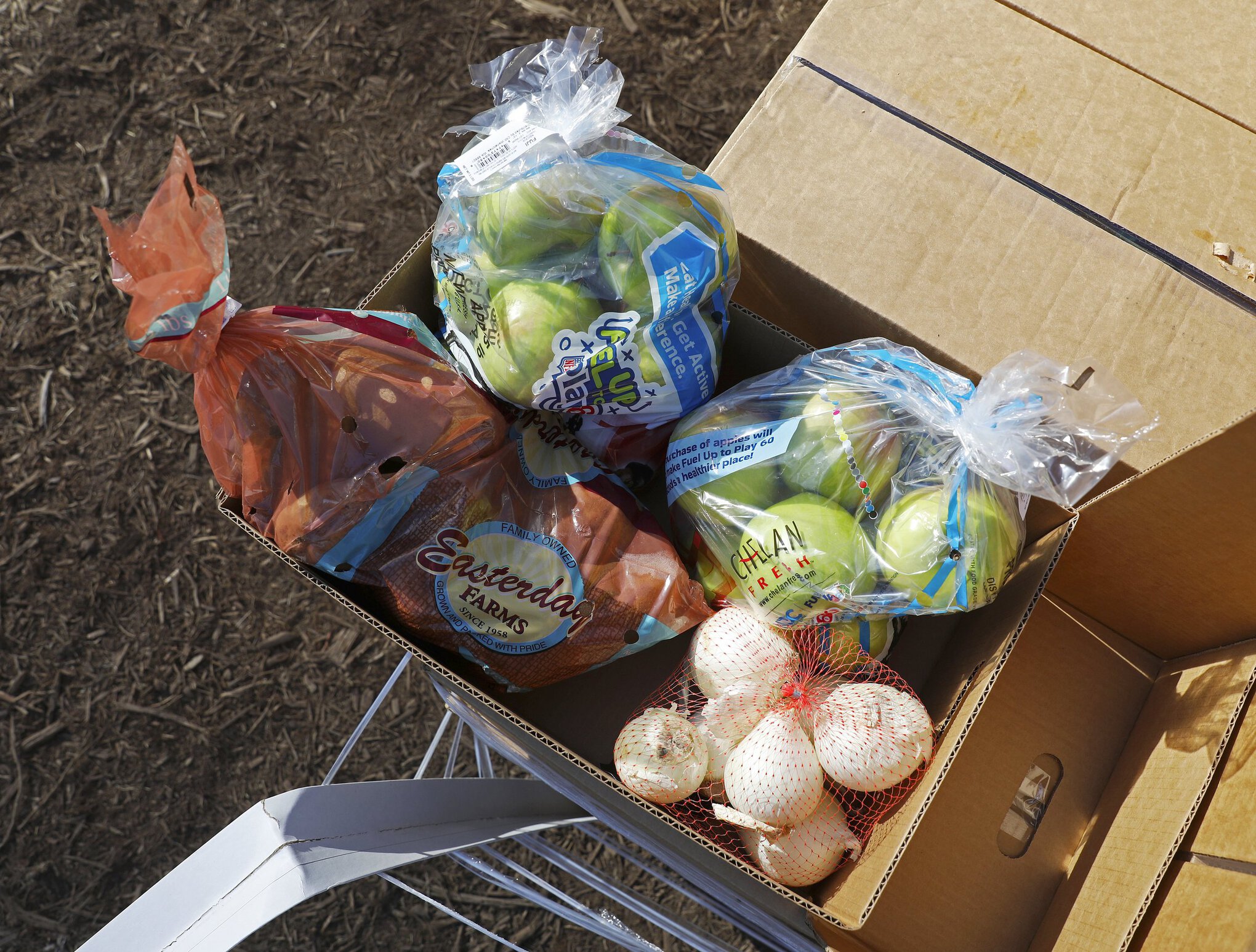 EastWest Food Rescue has delivered 2.3 million pounds of crops to more than 160 food banks.