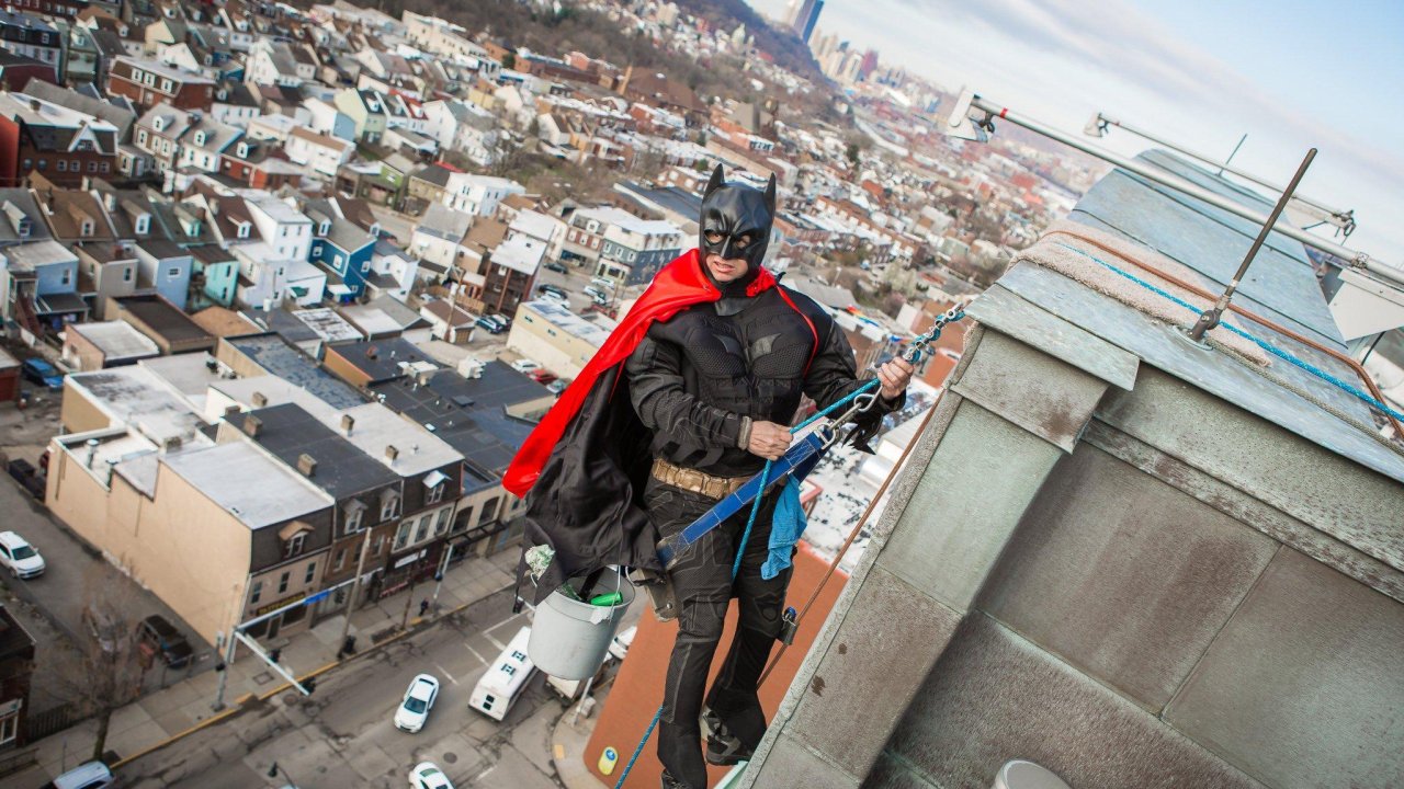 BATMAN! Cleaning up crime (and windows) at a Pittsburgh Children's Hospital  - BrightVibes
