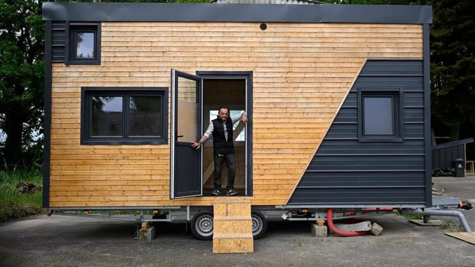 Construir 'pequeñas casas' y facilitar a las personas sin techo un lugar  para vivir - BrightVibes